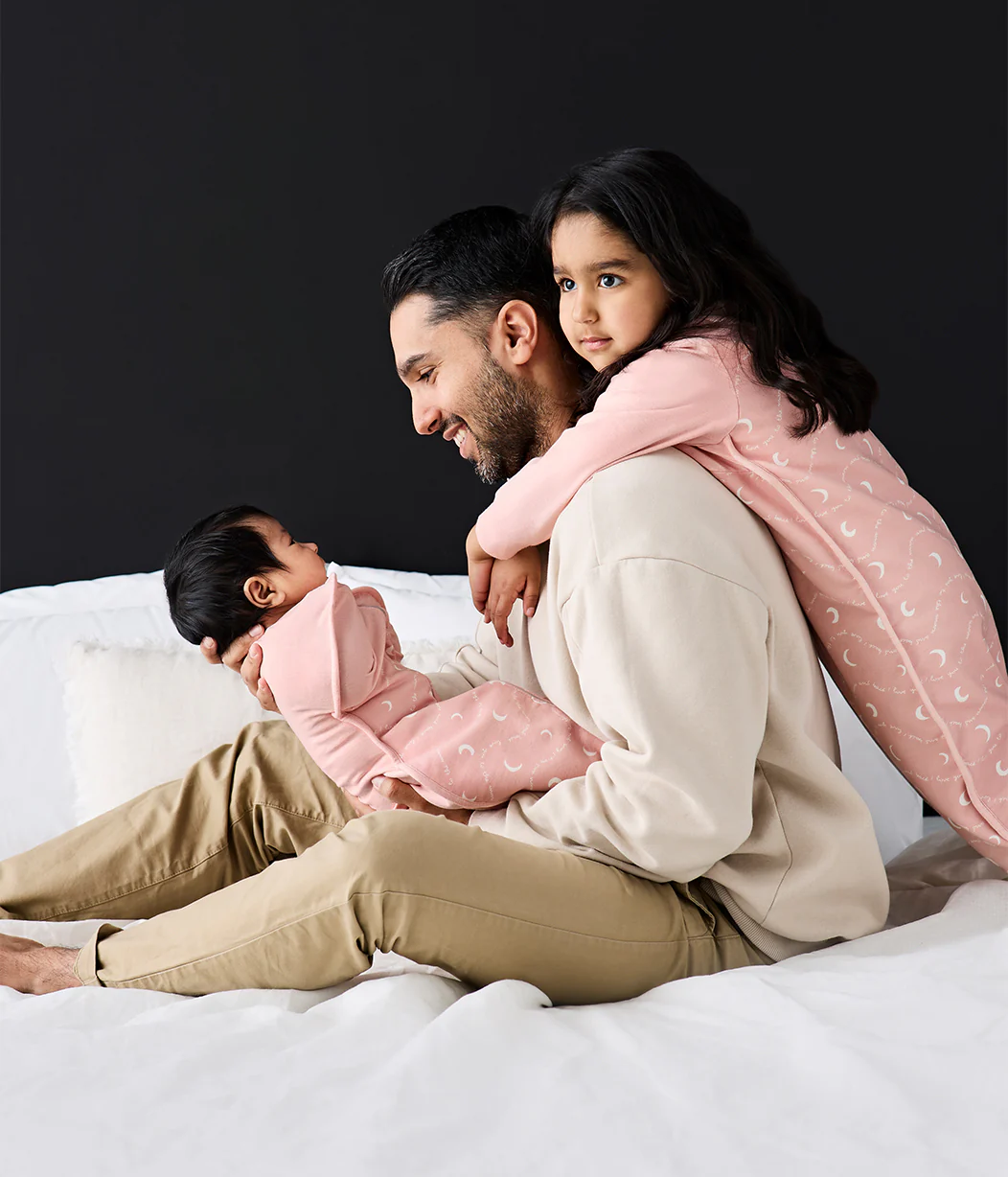 Swaddle Up™ 1.5 TOG Cotton Dusty Pink Moon and Back - Image 5