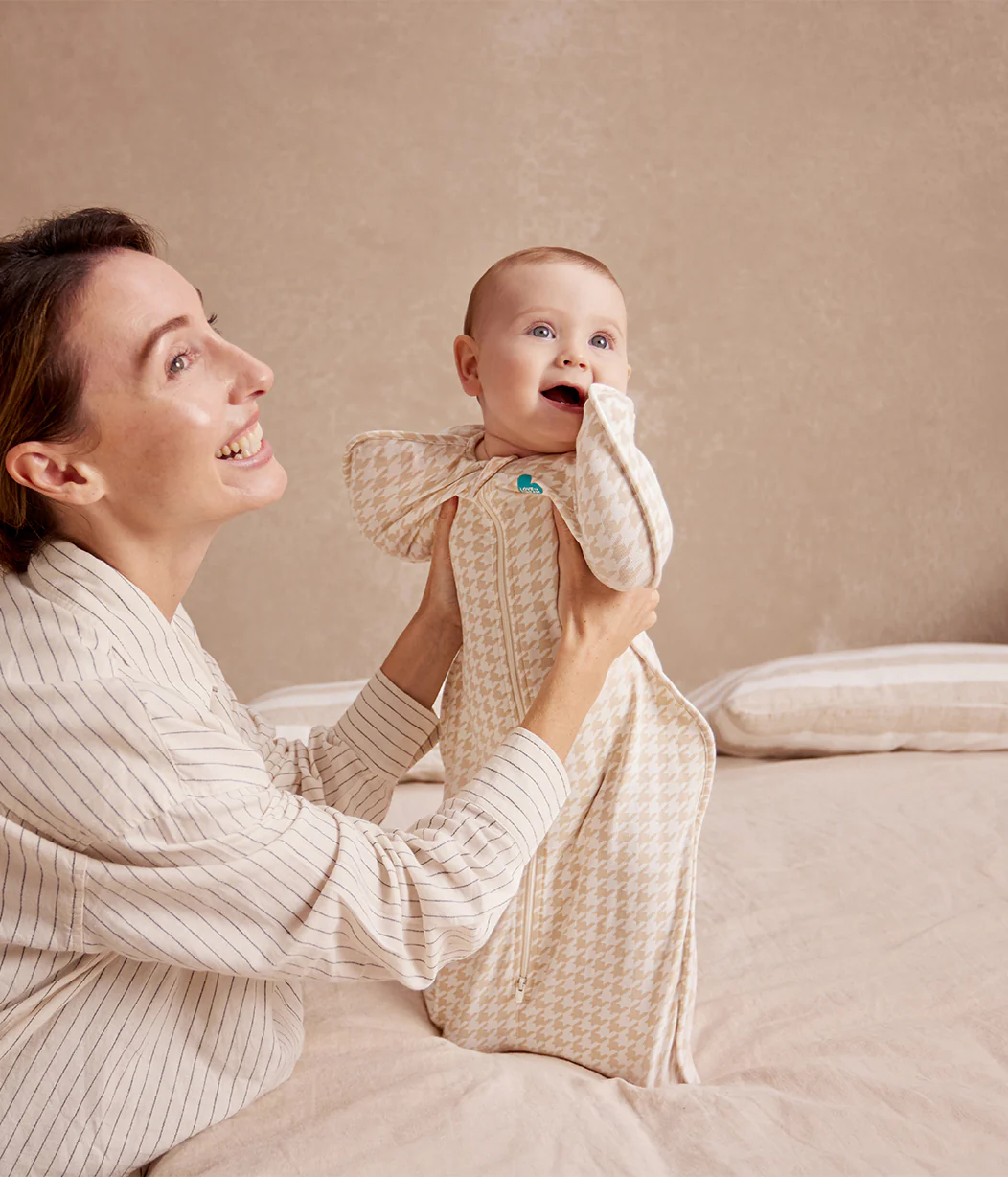 Swaddle Up™ 1.0 TOG Cotton Tan Houndstooth - Image 8