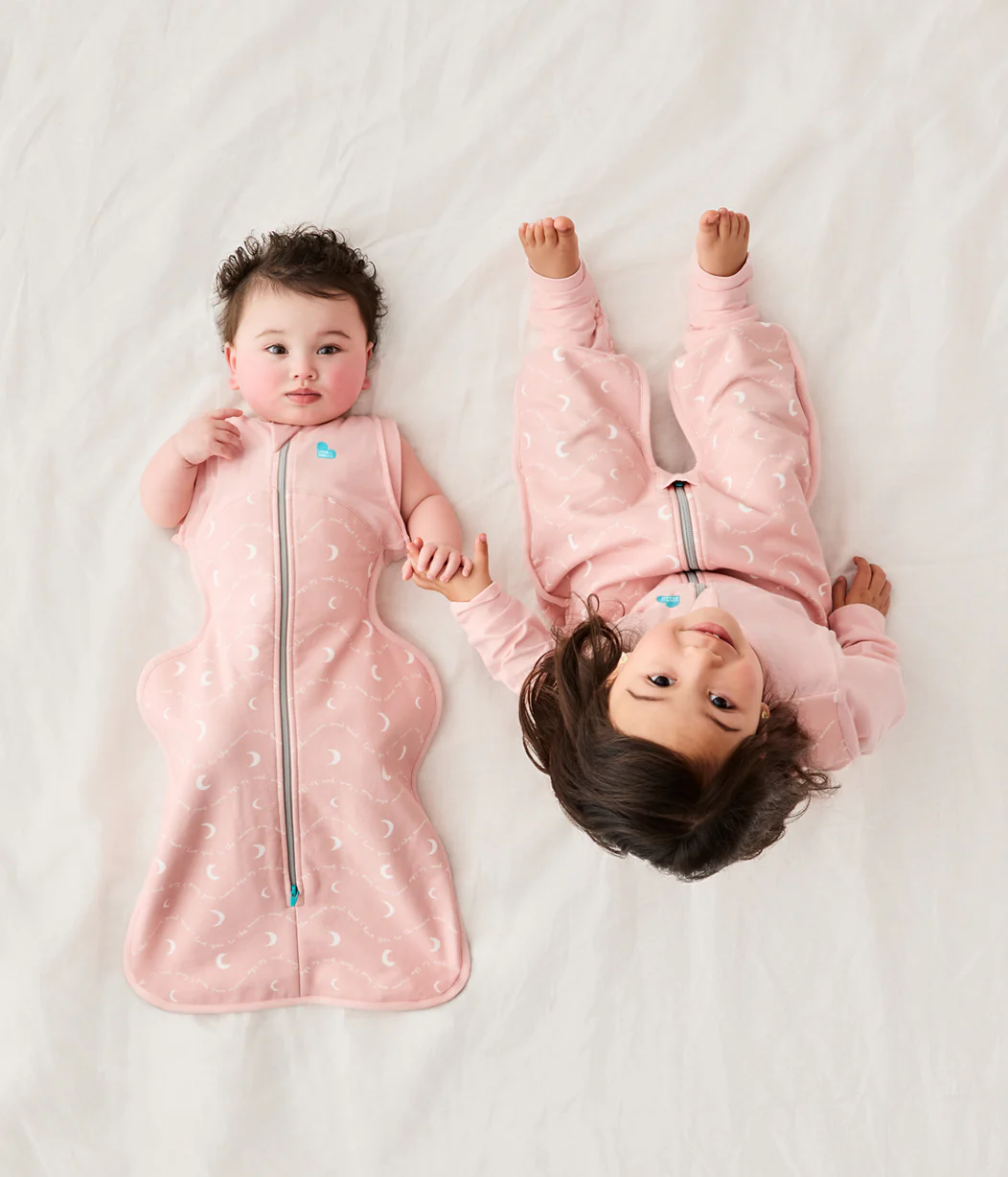 Swaddle Up™ Transition Bag 1.5 TOG Cotton Dusty Pink Moon and Back - Image 3